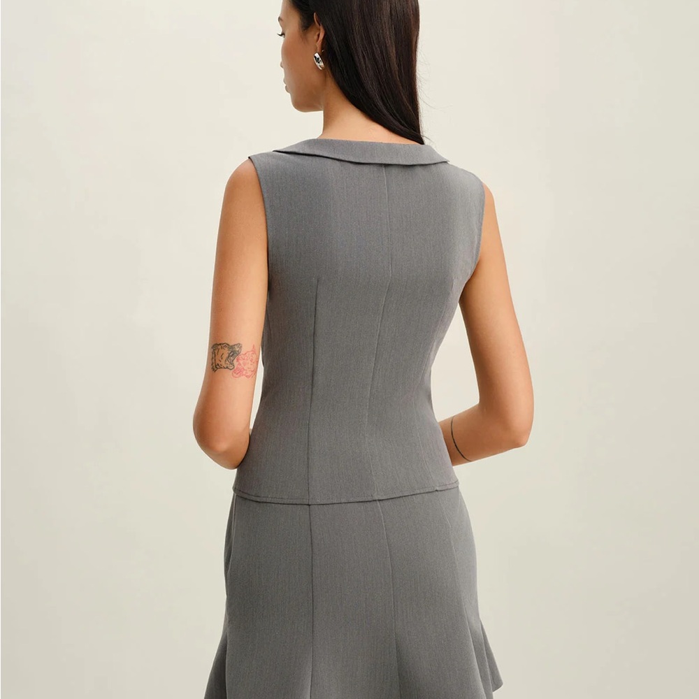 Grey Collared Button Tank Top - Picture 4 of 8